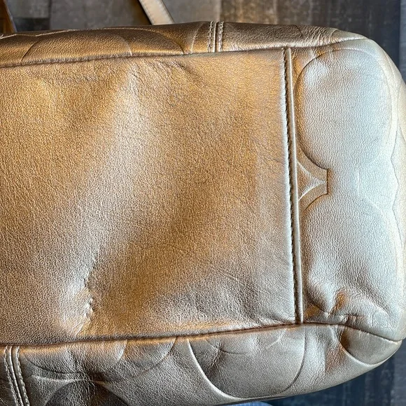 Coach East West gold embossed, shoulder tote